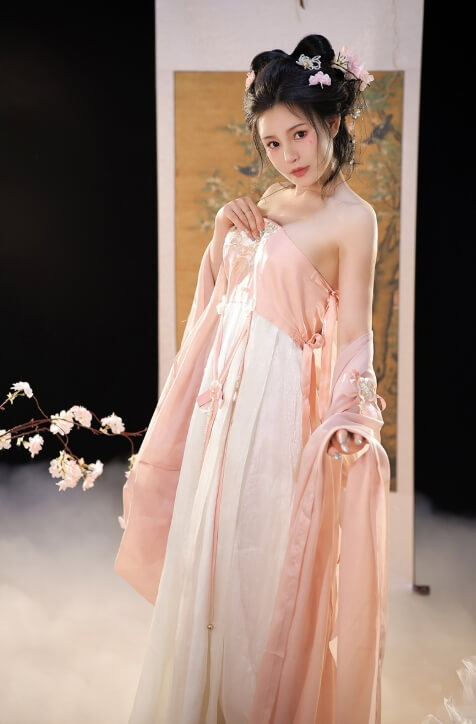 桃暖酱 萌妹coser写真合集