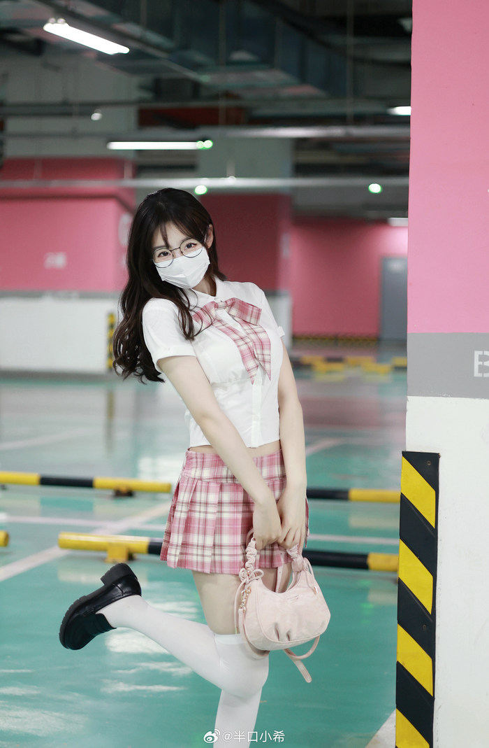 半口小希 元气软妹Coser