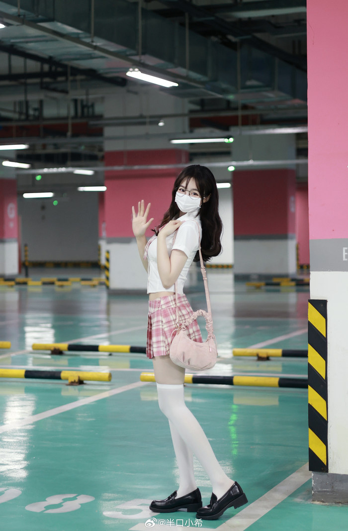 半口小希 元气软妹Coser