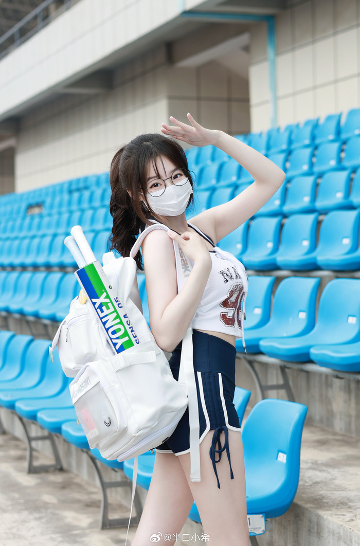 半口小希 元气软妹Coser